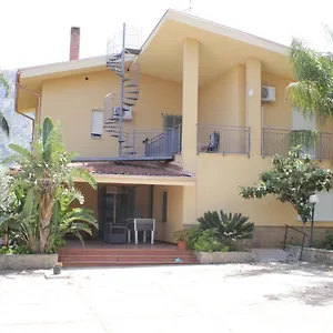  Casa vacanze Giù, Indipendent Near Airport&sea Italia