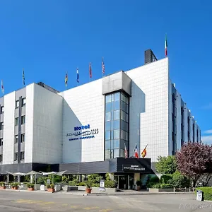 Airport 4*, Bologna Olaszország